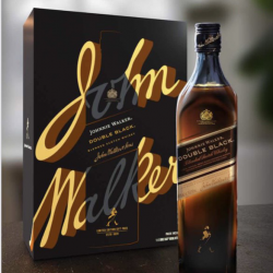 Johnnie Walker Black Label Hộp Quà Tết 2022 Johnnie Walker Black Label Hộp Quà Tết 2022