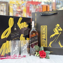 Johnnie Walker Black Label Hộp Quà Tết 2024 Johnnie Walker Black Label Hộp Quà Tết 2024