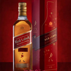 Johnnie Walker Red Label Hộp Quà Tết 2021 Johnnie Walker Red Label Hộp Quà Tết 2021
