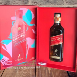 Johnnie Walker Red Label Hộp Quà Tết 2024 Johnnie Walker Red Label Hộp Quà Tết 2024