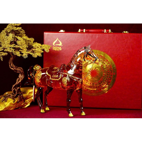 Rượu Ngựa Thuỷ Tinh Doha Mã Đáo Thành Công Rượu Ngựa Thuỷ Tinh Doha Mã Đáo Thành Công