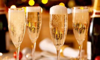 Rượu Vang nổ là gì?