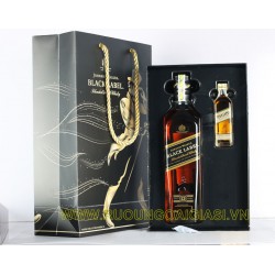 Johnnie Walker black label gift box 2019 Johnnie Walker black label gift box 2019