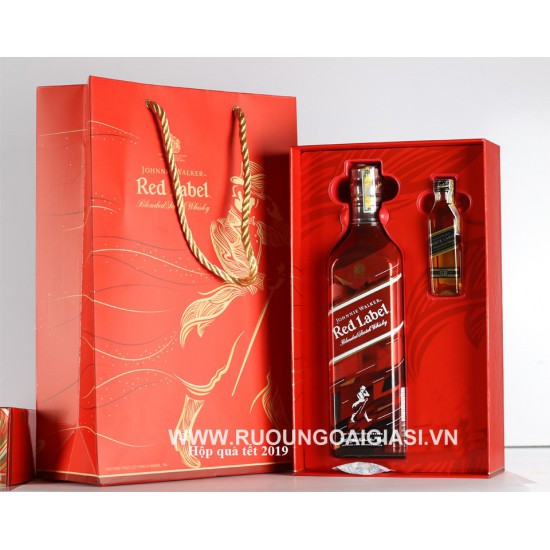 Johnnie Walker Red label gift box 2019